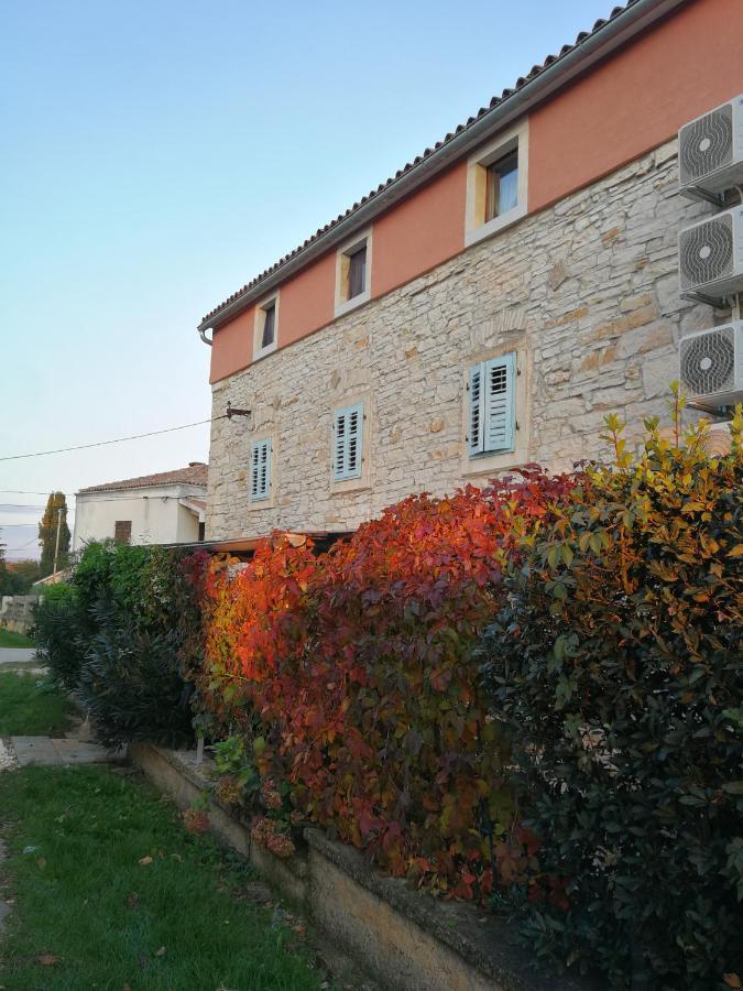 Eti And Mia Holiday Apartments Muntić Kültér fotó
