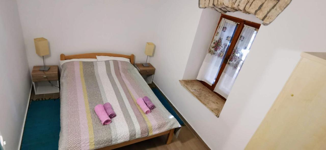 Eti And Mia Holiday Apartments Muntić Kültér fotó